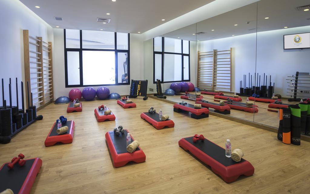 La Cigale Tabarka Hotel Eksteriør billede The gym at the Mandarin Oriental, Hong Kong