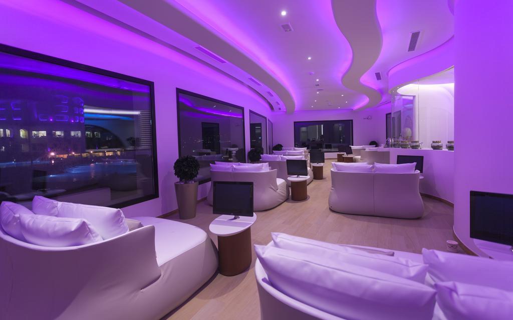 La Cigale Tabarka Hotel Eksteriør billede The lounge at the airport
