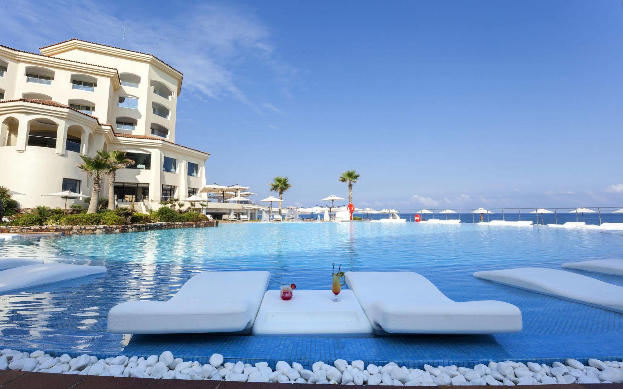 La Cigale Tabarka Hotel Eksteriør billede Infinity pool at the hotel